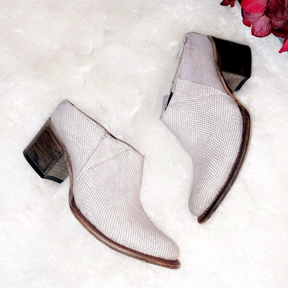 FREEBIRD Shae Snake Print Leather Mule